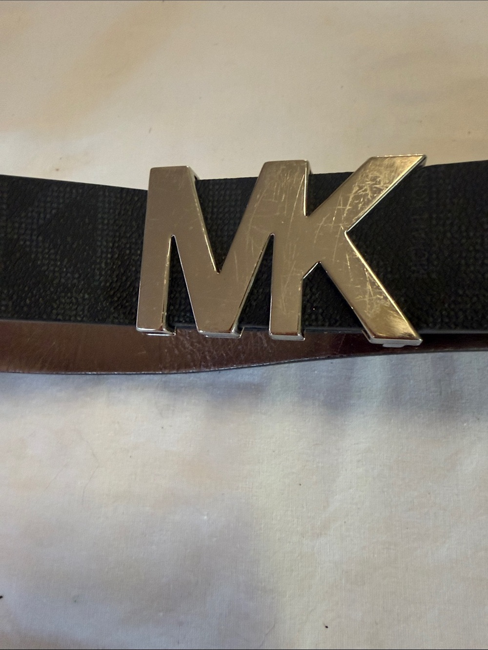 Michael Kors Black Leather Belt with silver, MK Circle Buckle    Size Small